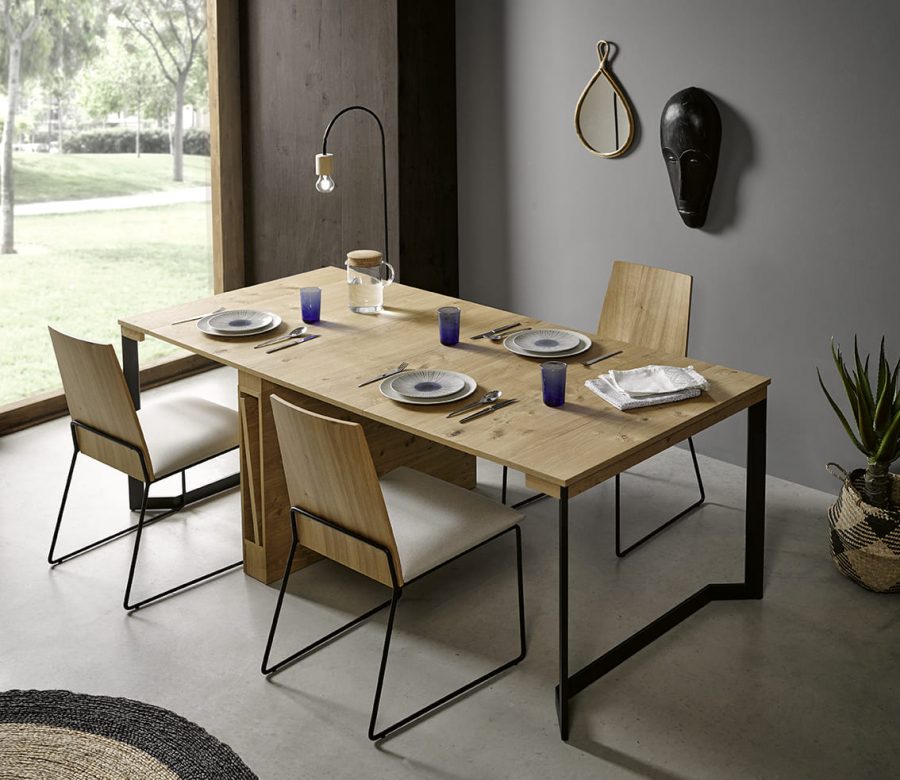 Mesa de comedor, polivalente, sillas, Muebles Yugar